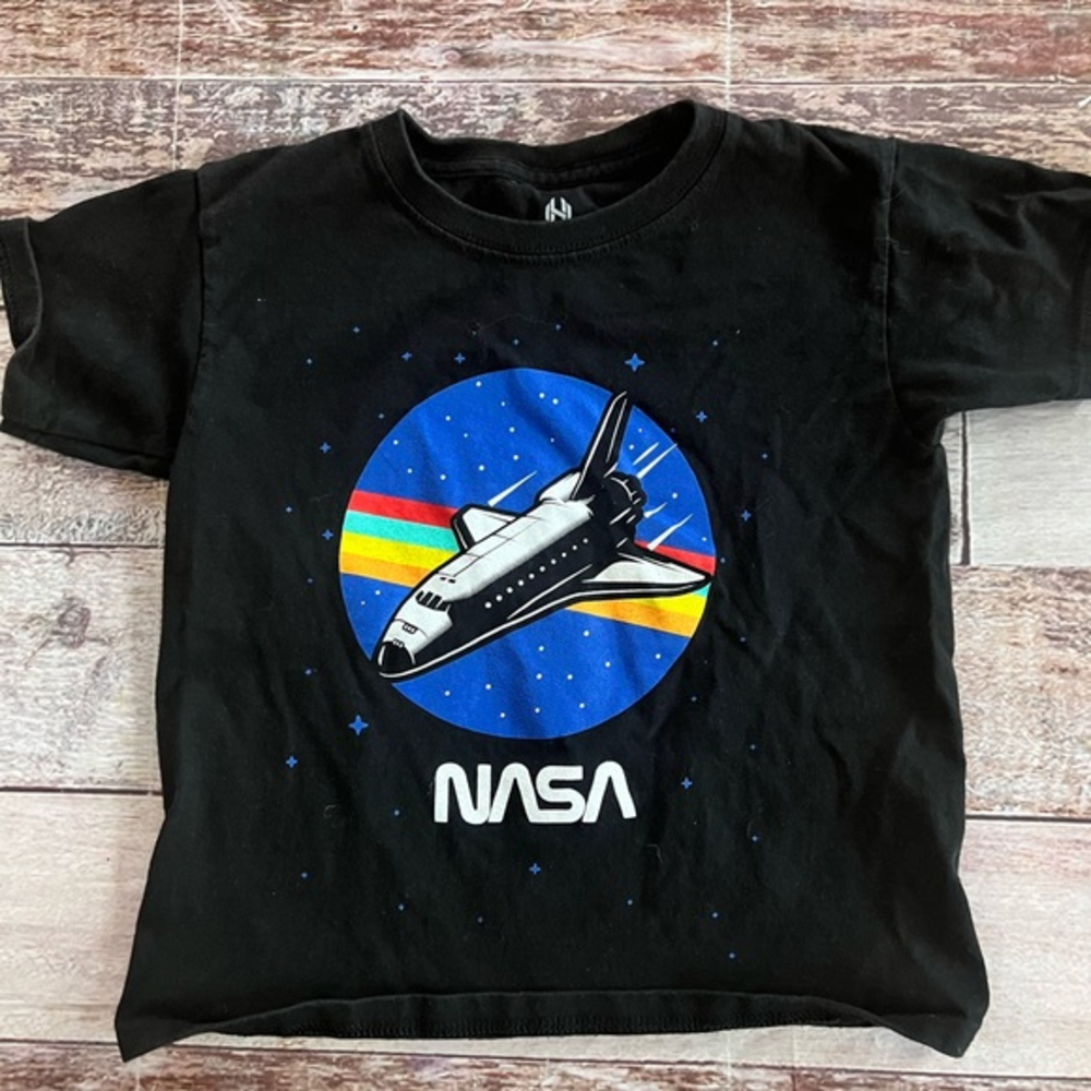 Hyper‎ Space Nasa space shuttle t-shirt size small 5/6